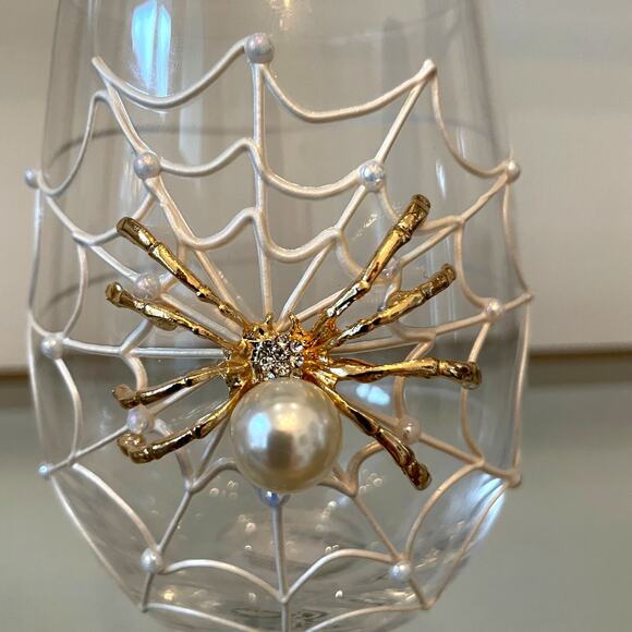 Gorgeous Halloween Jeweled Spider on Web w/ Pearl Stemless Wine Glass Set of 2 - Picture 10 of 15